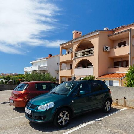 Apartman Frane Krk Town Exteriör bild